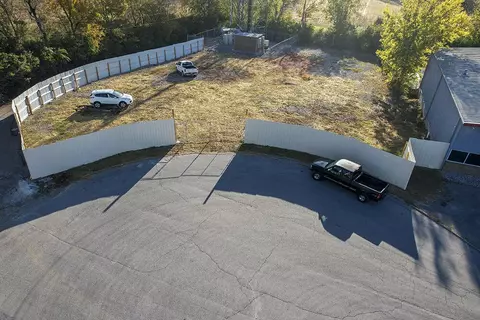 12 Eisenhower Ct, Nicholasville, KY 40356