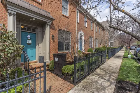 537 Lawrence St, Lexington, KY 40508