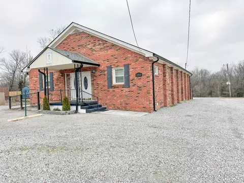 5954 S Main St, Eminence, KY 40019