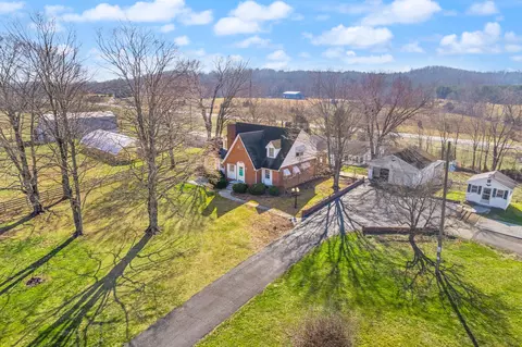 1106 Hwy 2750, Crab Orchard, KY 40419