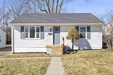 220 Grandview Dr, Frankfort, KY 40601