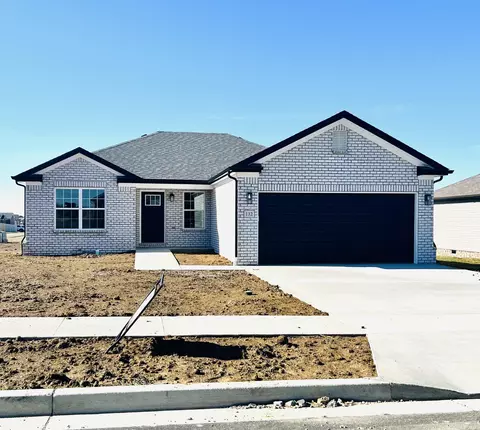 132 Stillwater Dr, Berea, KY 40403