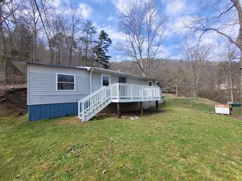 10075 Us Hwy 119, Pineville, KY 40977