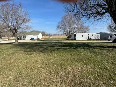 Exterior - 1385 Pole Bridge Rd, Nancy, KY 42544 photo 7 of 14