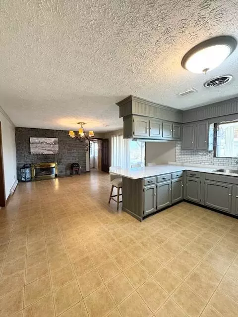 Kitchen - 1385 Pole Bridge Rd, Nancy, KY 42544 photo 3 of 3