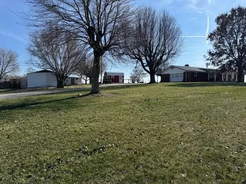 Exterior - 1385 Pole Bridge Rd, Nancy, KY 42544 photo 11 of 14