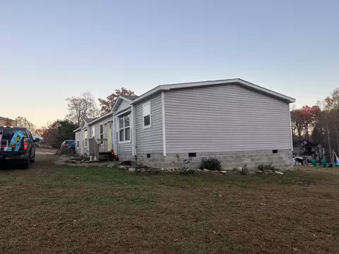 Exterior - 170 Patsy Rd, Irvine, KY 40336 photo 12 of 14