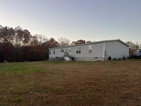 Exterior - 170 Patsy Rd, Irvine, KY 40336 photo 13 of 14