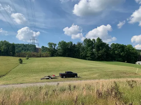 161 Gilmore Dr, Somerset, KY 42503