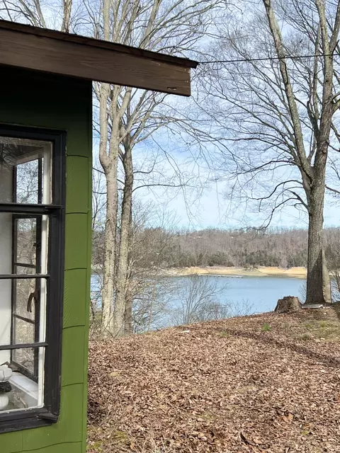 136 Bluegill Ln, Jamestown, KY 42629