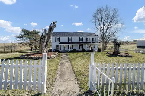 2998 Mt Carmel Rd, Flemingsburg, KY 41041
