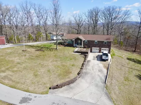 Exterior - 159 Privett Rd, Strunk, KY 42649 photo 4 of 22