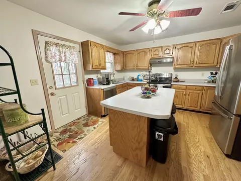 Kitchen - 159 Privett Rd, Strunk, KY 42649 photo 3 of 5