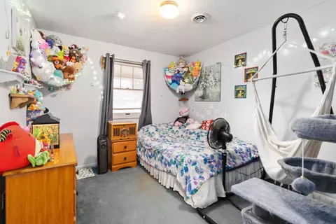 Bedroom - 53 Walnut St, Burnside, KY 42519 photo 4 of 5