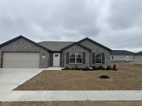 317 Pageant Dr, Richmond, KY 40475