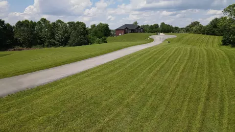 85 E Blackberry Ln, Bronston, KY 42518 photo 10