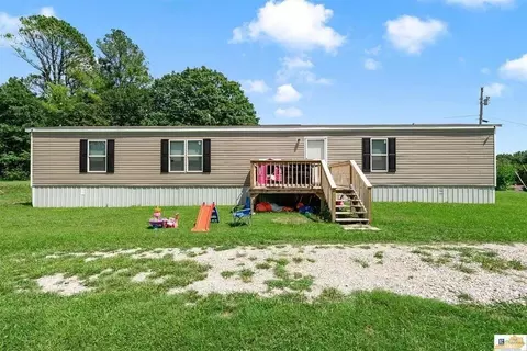 2440 Summer Shade Rd, Summer Shade, KY 42166