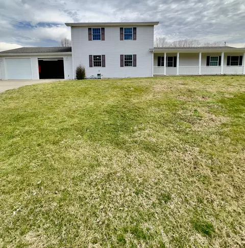 490 Rolling Acres Dr, Monticello, KY 42633