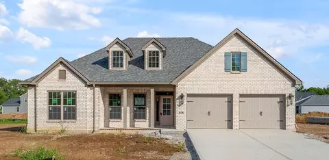 626 Wroughton Dr, Versailles, KY 40383