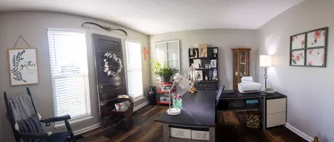 Living - 113 Man O War Ct, Georgetown, KY 40324 photo 3 of 3