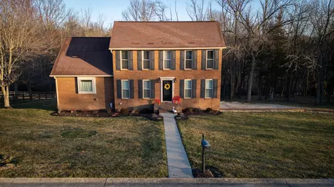 113 Man O War Ct, Georgetown, KY 40324