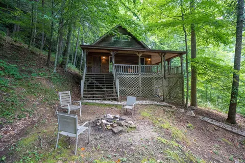 532 Cave Hollow Rd, Campton, KY 41301 photo 2