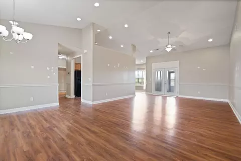 Living - 157 Coachman Pl, Georgetown, KY 40324 photo 1 of 2