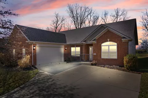 Exterior - 157 Coachman Pl, Georgetown, KY 40324 photo 4 of 11
