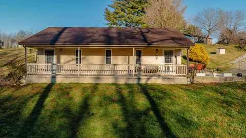 287 Kerr Brown Ln, Russell Springs, KY 42642
