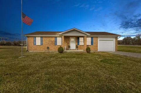 2133 Murphy St, Mount Sterling, KY 40353