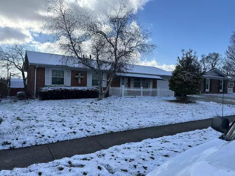 598 Radcliffe Rd, Lexington, KY 40505