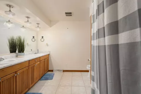 Bath - 295 Meece Ave, Nancy, KY 42544 photo 1 of 2