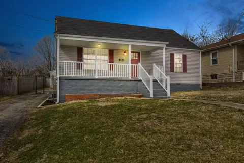 20 Jackson St, Winchester, KY 40391
