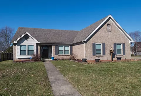 128 W Showalter Dr, Georgetown, KY 40324