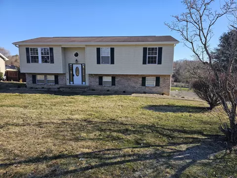 196 Verbena Dr, Corbin, KY 40701