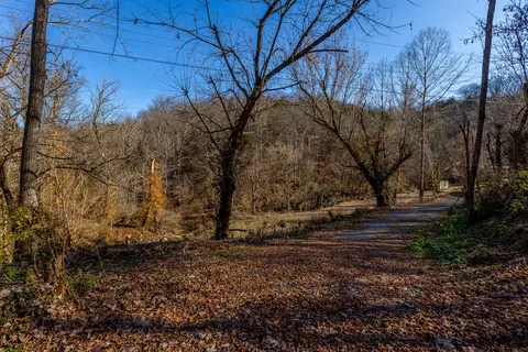 1290 W Old Lexington Rd, Lancaster, KY 40444