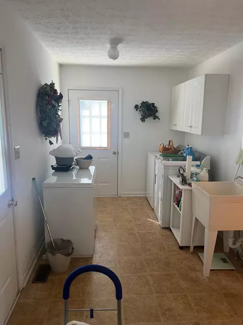 Other - 130 Eastern Ave, Lancaster, KY 40444 photo 2 of 3