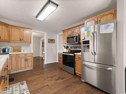 Kitchen - 341 Hwy 233, Gray, KY 40734 photo 4 of 4