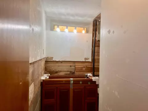 Bath - 1025 E Main St, Morehead, KY 40351 photo 1 of 2