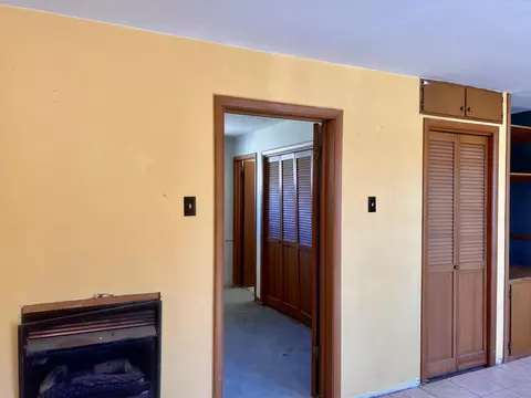 Living - 1025 E Main St, Morehead, KY 40351 photo 1 of 2