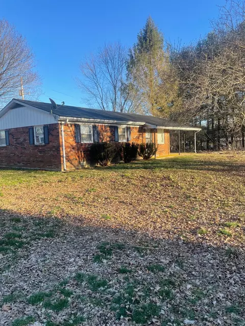 35 J Jones Ln, Russell Springs, KY 42642