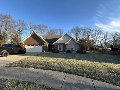3392 Byers Ct, Shelbyville, KY 40065