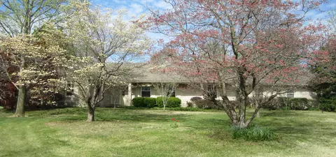 467 Boone Trail Rd, Danville, KY 40422