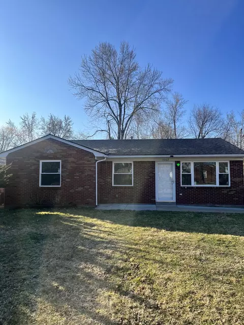 10102 Merioneth Dr, Louisville, KY 40299