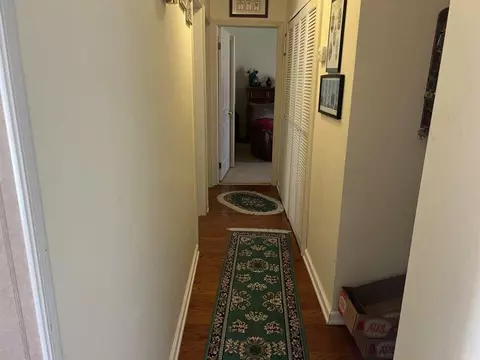 Entry Way - 241 Circle Dr, Morehead, KY 40351 photo 2 of 4