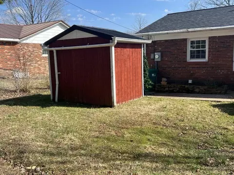 Exterior - 241 Circle Dr, Morehead, KY 40351 photo 2 of 12
