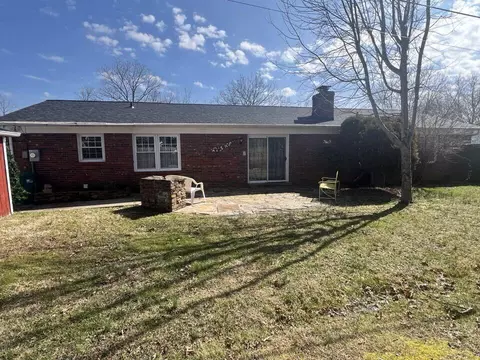 Exterior - 241 Circle Dr, Morehead, KY 40351 photo 3 of 12