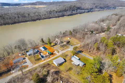 View/Area - 992 Stonegate Dr, Burnside, KY 42519 photo 1 of 14