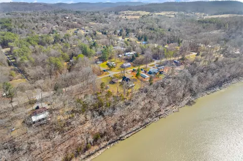 View/Area - 992 Stonegate Dr, Burnside, KY 42519 photo 12 of 14