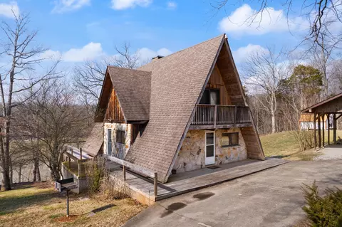 Exterior - 992 Stonegate Dr, Burnside, KY 42519 photo 3 of 21